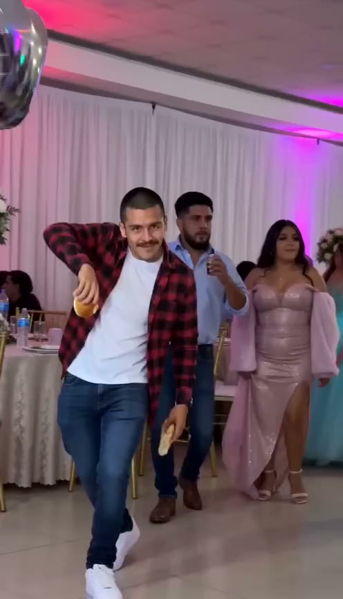 Fotograma de ejemplo de la plantilla Dime Dime Baby
